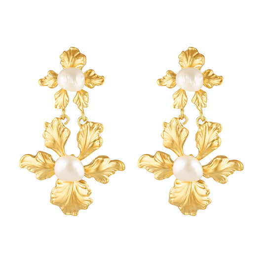 Miss Orchid Road pearl earrings